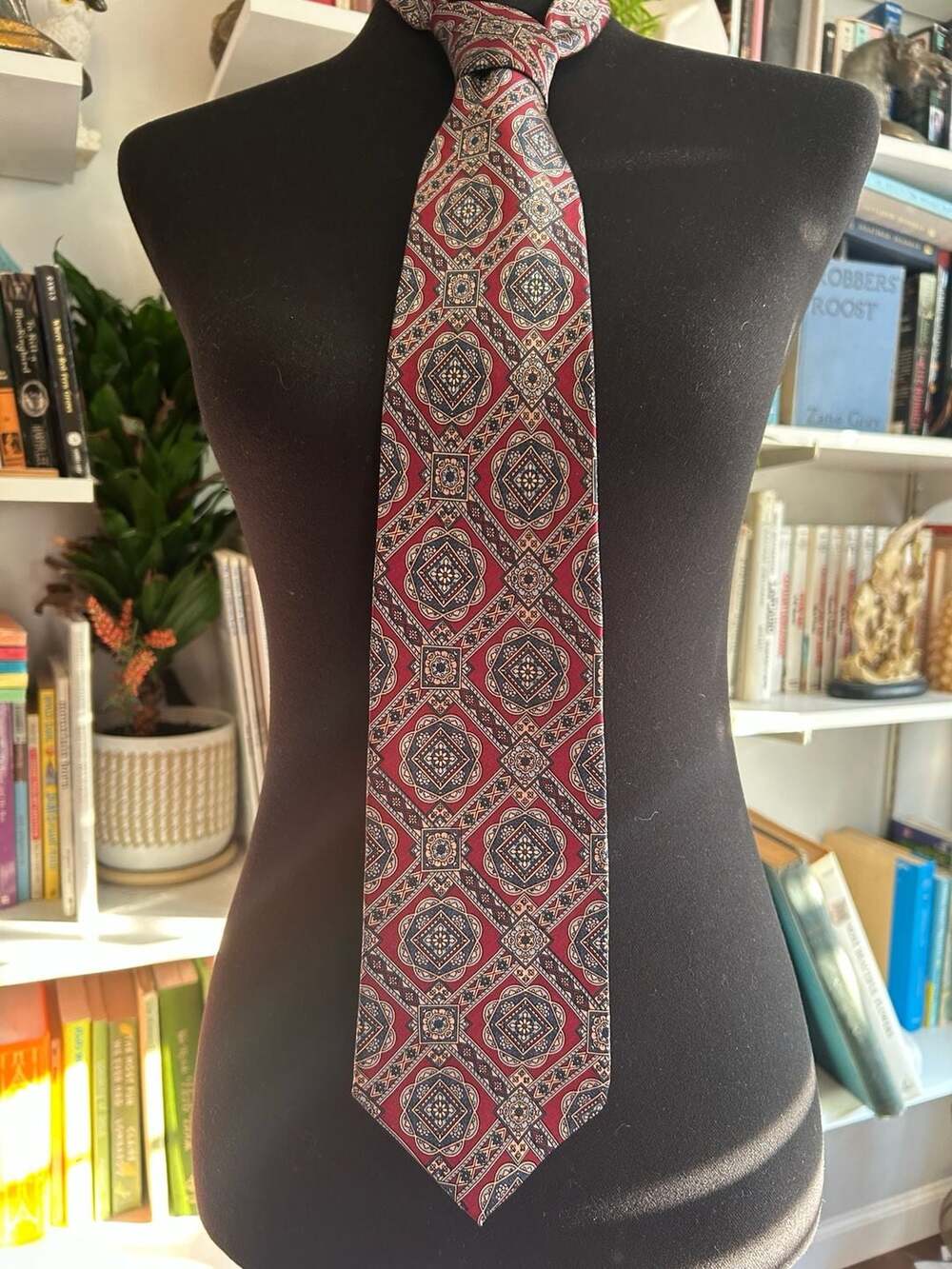 Lazarus Vintage Red Blue Geometric Pattern All Silk Necktie
